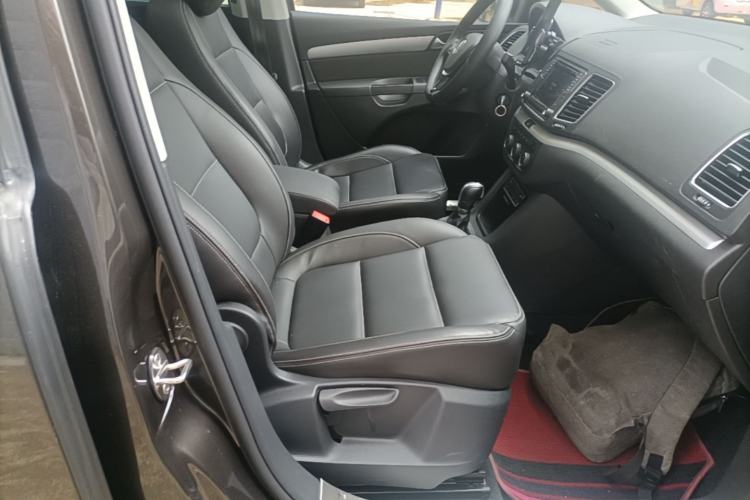 Used Volkswagen Sharan 2018 380TSI Comfort Edition 7-Seater Right Front Seat