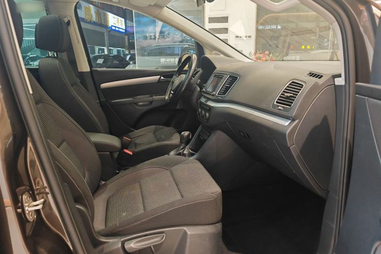 Used Volkswagen Sharan 2018 380TSI Comfort Edition 7-Seater Right Front Seat