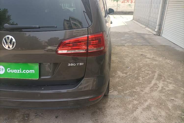 Used Volkswagen Sharan 2018 380TSI Comfort Edition 7-Seater Right Rear Taillight