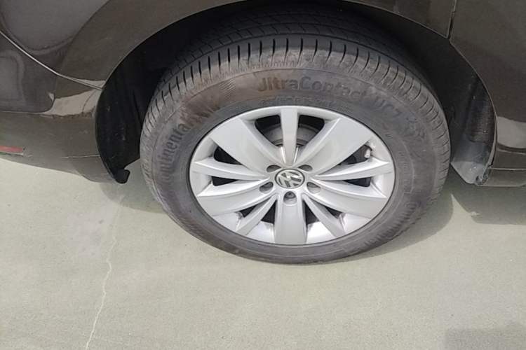 Used Volkswagen Sharan 2018 280TSI Enjoyment Model 7 Seats Right Rear Wheel Hub