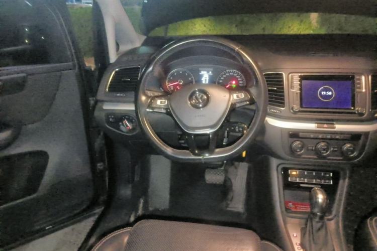 Used Volkswagen Sharan 2018 380TSI Comfort Edition 7-Seater Steering Wheel
