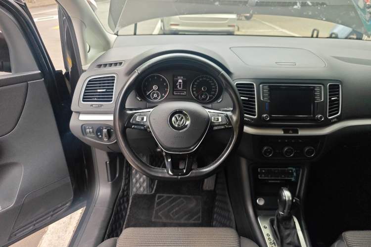 Used Volkswagen Sharan 2018 Revised Version 380TSI Comfort Edition 6-Seater Steering Wheel