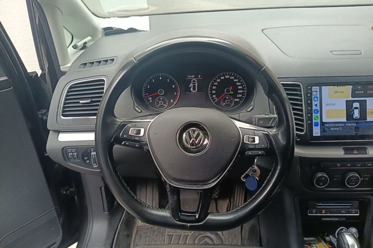 Used Volkswagen Sharan 2018 280TSI Enjoyment Model 7 Seats Steering Wheel