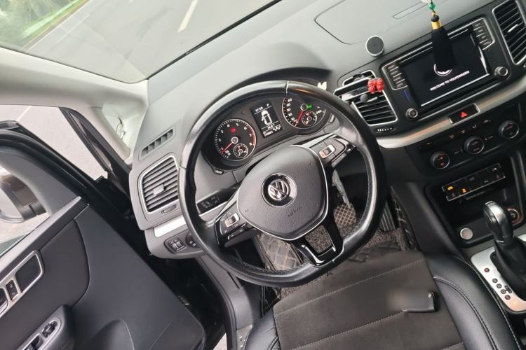 Used Volkswagen Sharan 2018 Revised Version 380TSI Comfort Edition 7-Seater Steering Wheel