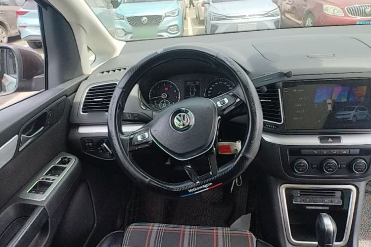 Used Volkswagen Sharan 2018 280TSI Enjoyment Model 7 Seats Steering Wheel