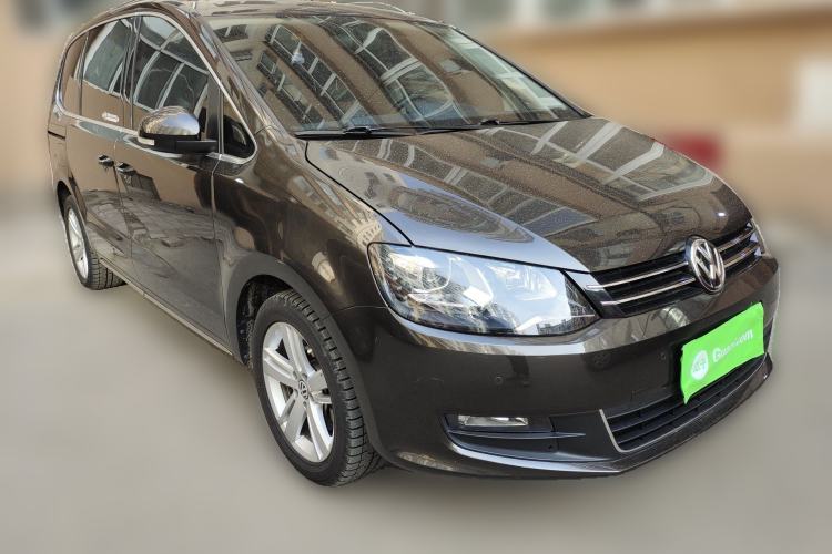 Used Volkswagen Sharan 2018 380TSI Luxury 6-Seater Front Right 45 Deg