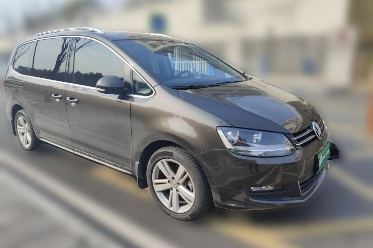Used Volkswagen Sharan 2018 380TSI Comfort Edition 7-Seater Front Right 45 Deg