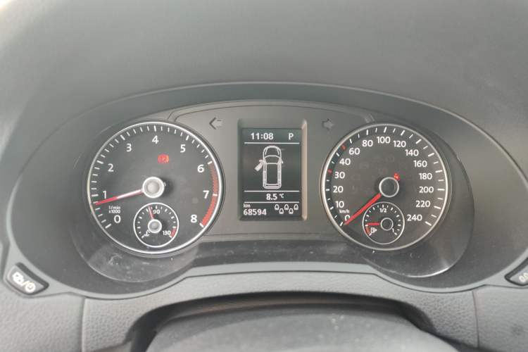 Used Volkswagen Sharan 2018 380TSI Comfort Edition 7-Seater Instrument Cluster