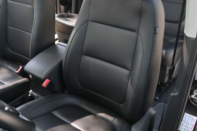 Used Volkswagen Sharan 2018 380TSI Comfort Edition 6-Seater Interior 1