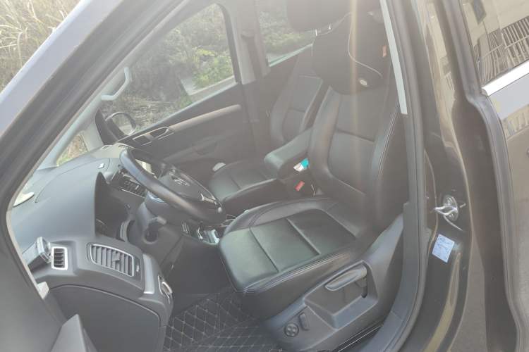 Used Volkswagen Sharan 2018 380TSI Comfort Edition 7-Seater Left Front Seat