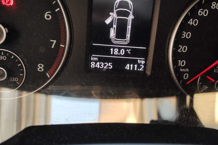 Used Volkswagen Sharan 2018 380TSI Luxury 6-Seater Odometer Close Up