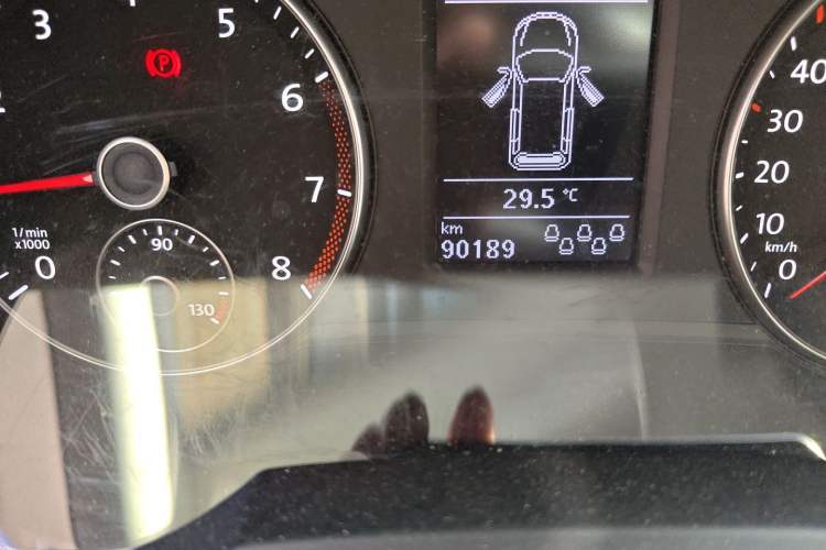 Used Volkswagen Sharan 2018 380TSI Enjoyment Edition Premium 7-Seater Odometer Close Up