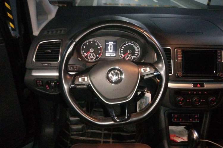 Used Volkswagen Sharan 2018 380TSI Comfort Edition 7-Seater Steering Wheel