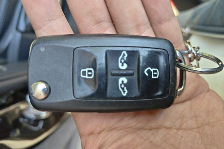 Used Volkswagen Sharan 2018 380TSI Enjoyment Edition Premium 7-Seater Vehicle Key
