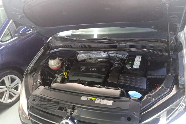 Used Volkswagen Sharan 2018 380TSI Comfort Edition 7-Seater Engine Bay