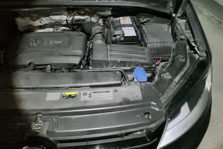 Used Volkswagen Sharan 2018 380TSI Comfort Edition 7-Seater Engine Bay Left