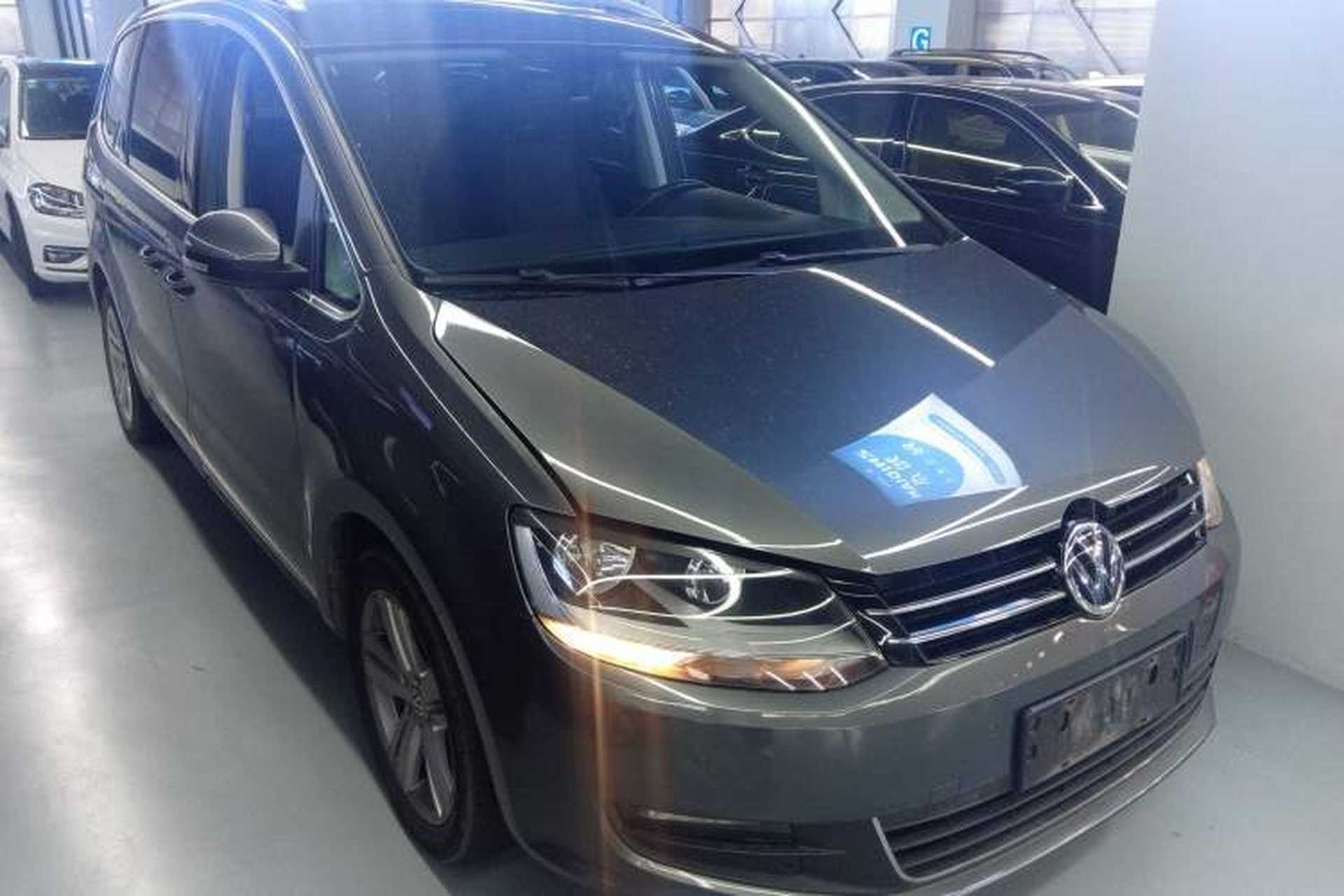 Used Volkswagen Sharan 2018 380TSI Comfort Edition 7-Seater Exterior 2