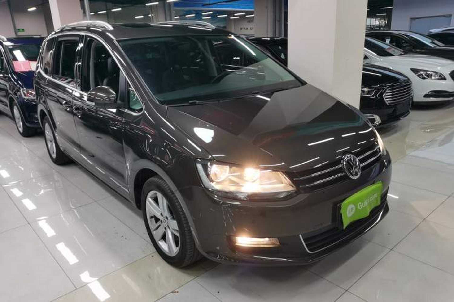 Used Volkswagen Sharan 2018 380TSI Comfort Edition 7-Seater Front Right 45 Deg
