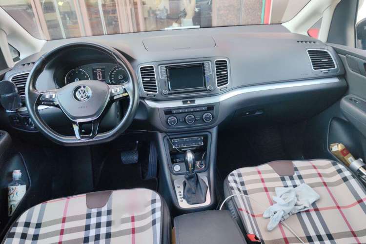 Used Volkswagen Sharan 2018 380TSI Luxury 7-Seater Interior 3