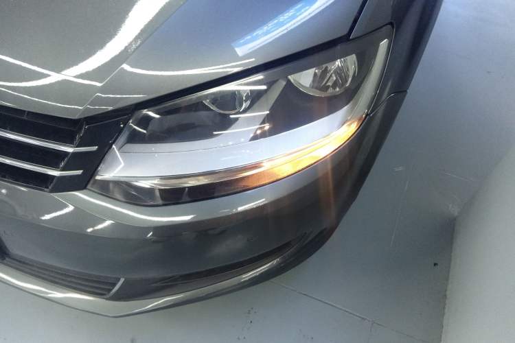 Used Volkswagen Sharan 2018 380TSI Comfort Edition 7-Seater Left Front Headlight