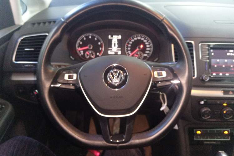 Used Volkswagen Sharan 2018 380TSI Comfort Edition 7-Seater Steering Wheel