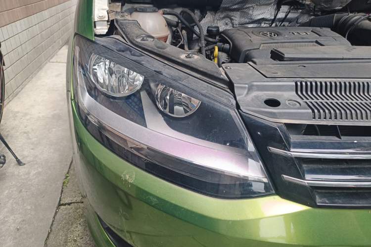Used Volkswagen Sharan 2018 380TSI Comfort Edition 7-Seater Right Front Headlight