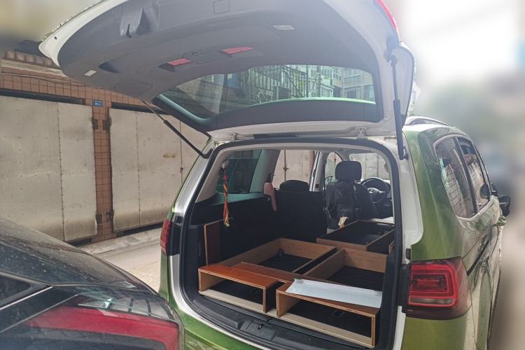 Used Volkswagen Sharan 2018 380TSI Comfort Edition 7-Seater Trunk