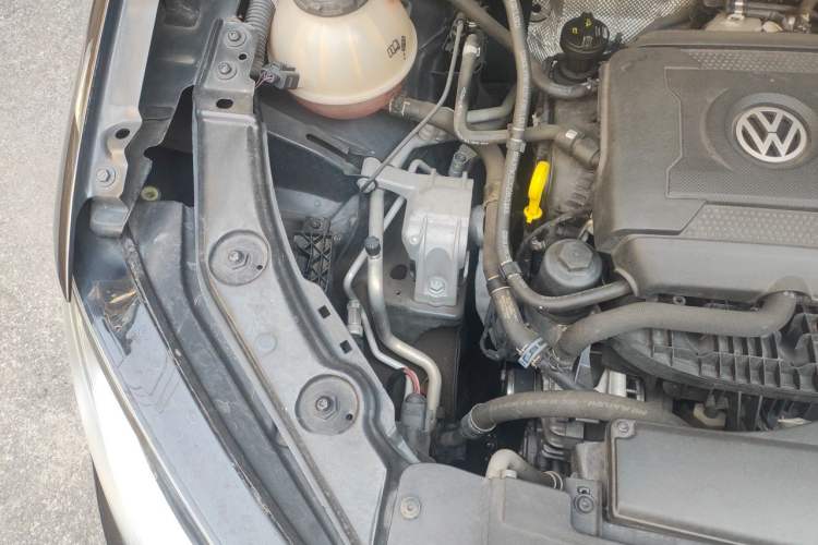 Used Volkswagen Sharan 2018 380TSI Comfort Edition 7-Seater Engine Bay Right