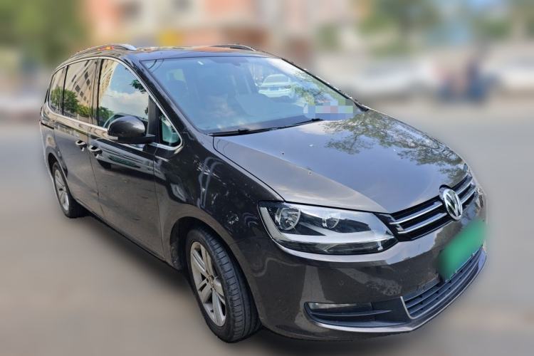 Used Volkswagen Sharan 2018 380TSI Comfort Edition 7-Seater Front Right 45 Deg