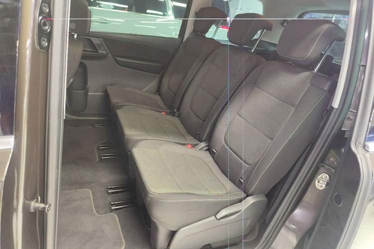 Used Volkswagen Sharan 2018 380TSI Comfort Edition 7-Seater Left Rear Seat