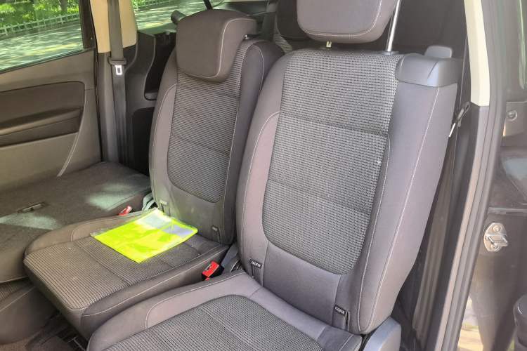 Used Volkswagen Sharan 2018 380TSI Comfort Edition 7-Seater Left Rear Seat