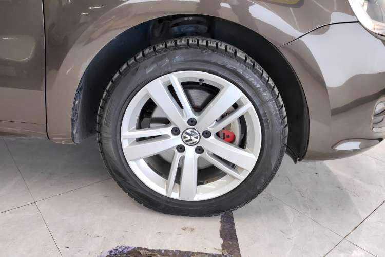 Used Volkswagen Sharan 2018 380TSI Comfort Edition 7-Seater Left Rear Wheel Hub