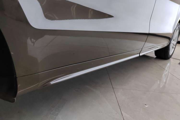 Used Volkswagen Sharan 2018 380TSI Comfort Edition 7-Seater Right Side Sill
