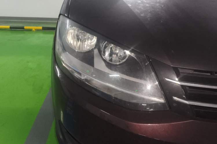 Used Volkswagen Sharan 2018 380TSI Comfort Edition 7-Seater Right Front Headlight