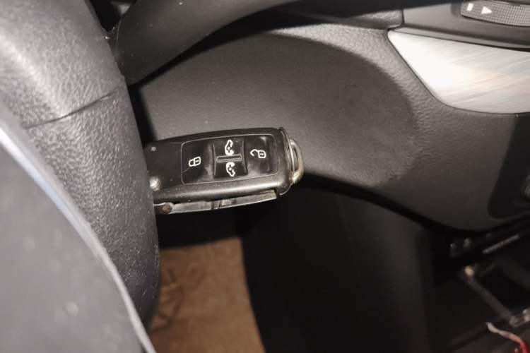 Used Volkswagen Sharan 2018 380TSI Comfort Edition 7-Seater Vehicle Key