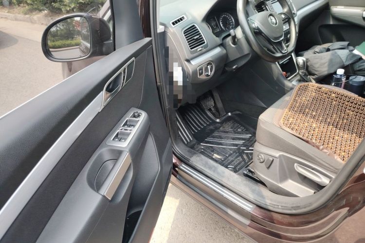 Used Volkswagen Sharan 2018 380TSI Comfort Edition 7-Seater Driver Seat