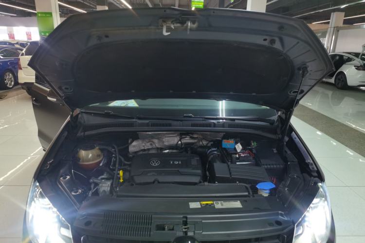 Used Volkswagen Sharan 2018 Revised Version 380TSI Comfort Edition 7-Seater Engine Bay