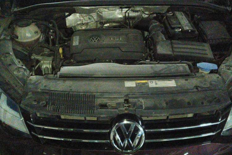 Used Volkswagen Sharan 2018 Revised Version 380TSI Comfort Edition 7-Seater Engine Bay