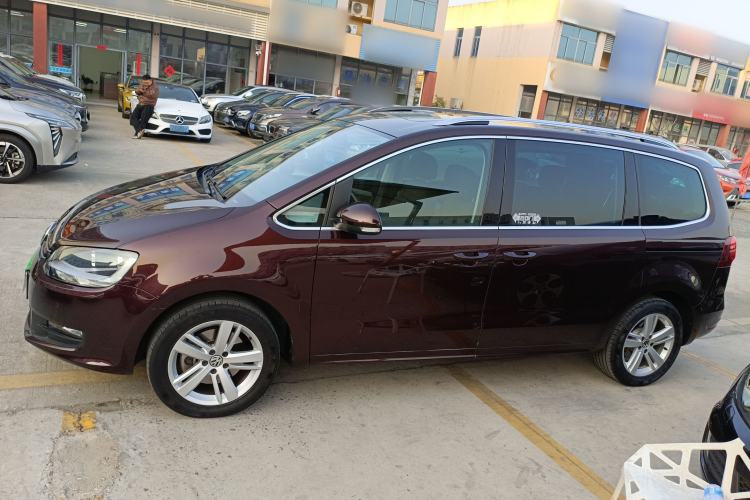Used Volkswagen Sharan 2018 380TSI Comfort Edition 7-Seater Exterior 3