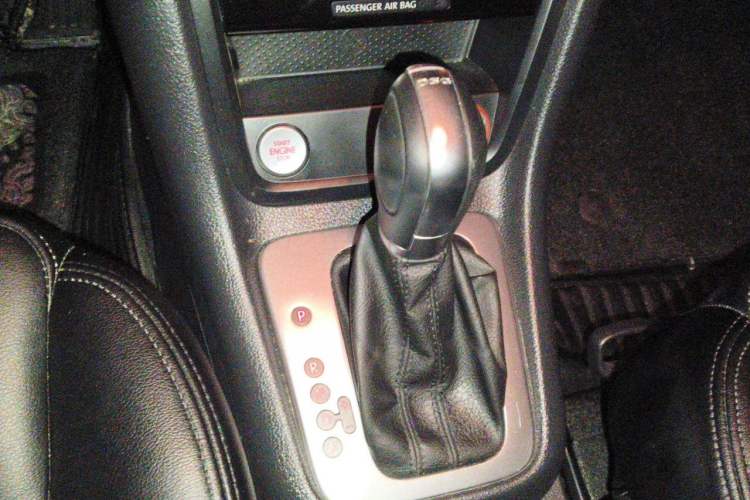 Used Volkswagen Sharan 2018 Revised Version 380TSI Comfort Edition 7-Seater Gear Lever