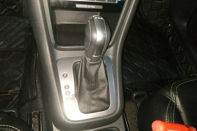Used Volkswagen Sharan 2018 380TSI Comfort Edition 7-Seater Gear Lever
