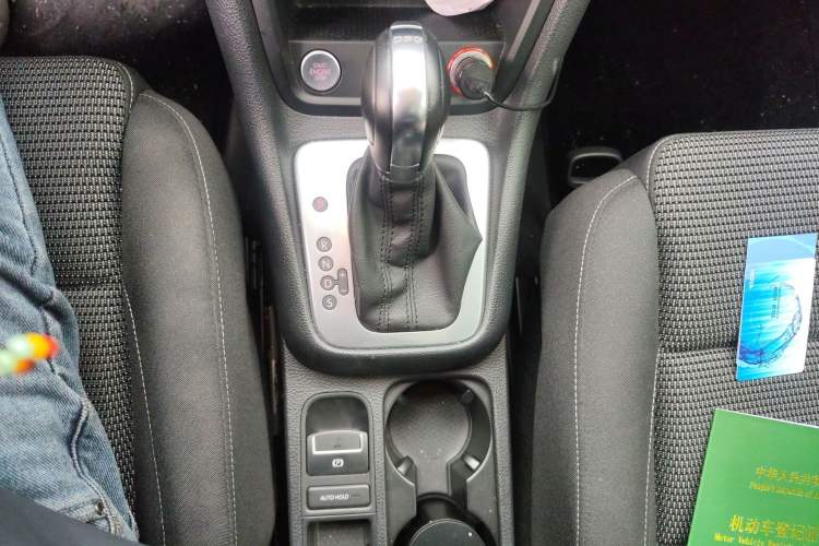 Used Volkswagen Sharan 2018 Revised Version 380TSI Comfort Edition 7-Seater Gear Lever