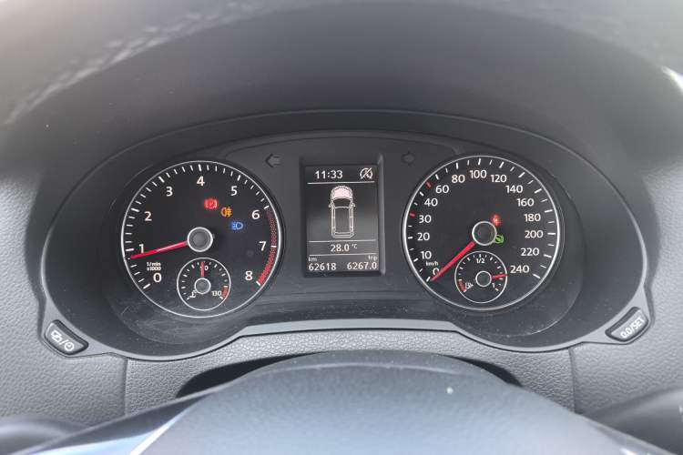 Used Volkswagen Sharan 2018 380TSI Comfort Edition 7-Seater Instrument Cluster