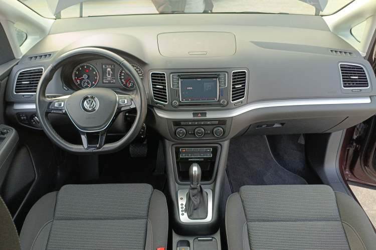 Used Volkswagen Sharan 2018 380TSI Comfort Edition 7-Seater Interior 2