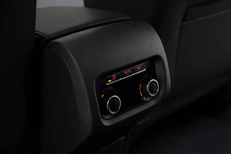 Used Volkswagen Sharan 2018 Revised Version 380TSI Comfort Edition 7-Seater Interior 8