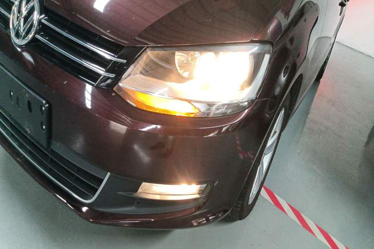 Used Volkswagen Sharan 2018 Revised Version 380TSI Comfort Edition 7-Seater Left Front Headlight