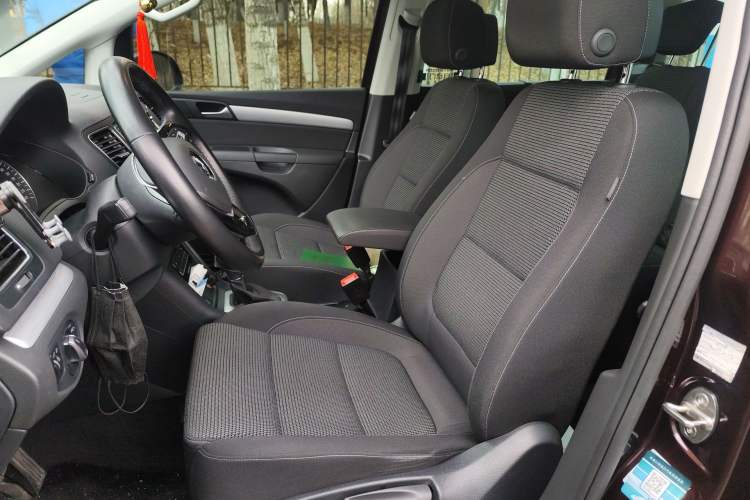 Used Volkswagen Sharan 2018 Revised Version 380TSI Comfort Edition 7-Seater Left Front Seat