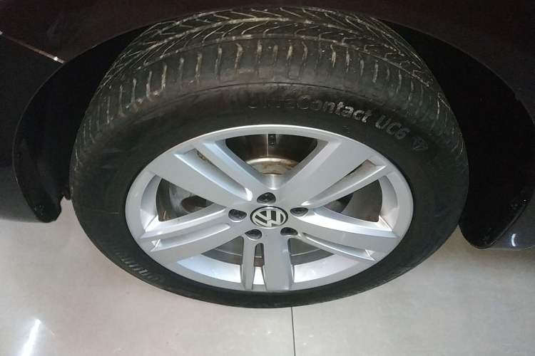 Used Volkswagen Sharan 2018 380TSI Comfort Edition 7-Seater Left Front Wheel Hub