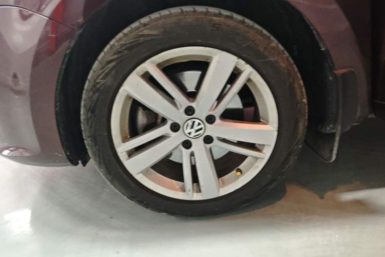 Used Volkswagen Sharan 2018 Revised Version 380TSI Comfort Edition 6-Seater Left Front Wheel Hub