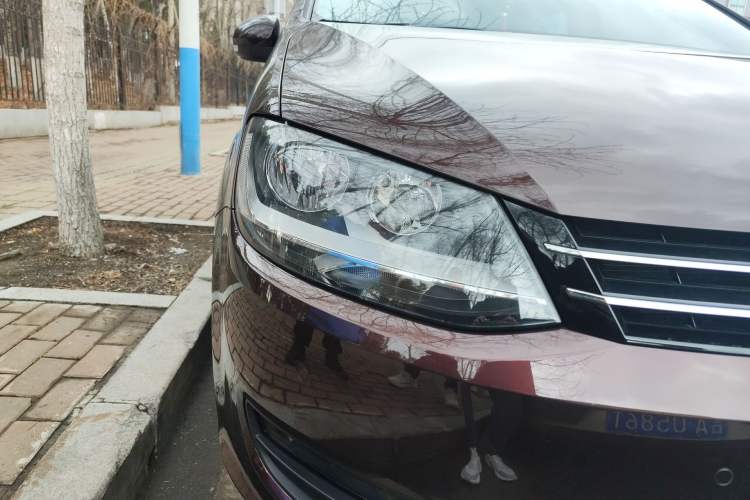 Used Volkswagen Sharan 2018 Revised Version 380TSI Comfort Edition 7-Seater Right Front Headlight